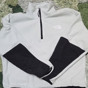 The North Face Women's Mint Green And Black Zip-Up Sweater